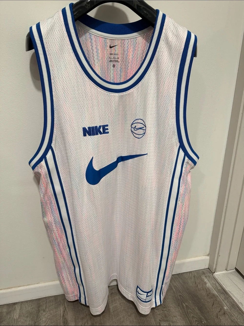 Nike White and Blue Men's Mesh Basketball Tank